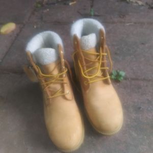 Women's Timberland Boot.